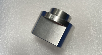 CNC өңдеу бөлшектерін тұрақты жөнелту